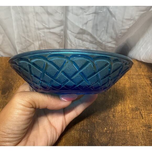 Vintage Blue Glass Zodiac Pisces Trinket Bowl Lattice Design Astrology - Picture 6 of 9